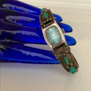 Vintage silver and Turquoise Women's Watch. In working condition w no markings.